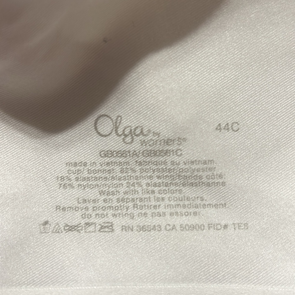 White Olga No Side Effects Padded Bra with Underwire 44C - Picture 5 of 7